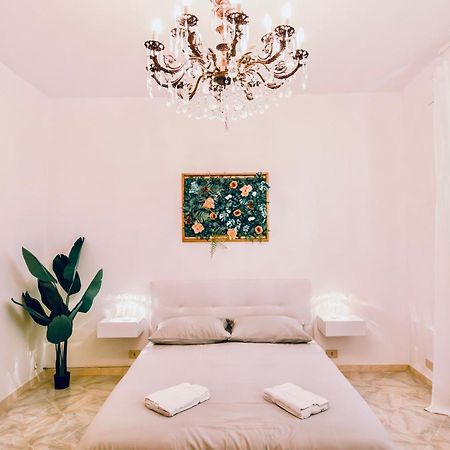 Golden Luxury Home - San Giovanni - 10 Min To Basilica Of San Giovanni - 25 Min To Colosseum Roma Ngoại thất bức ảnh